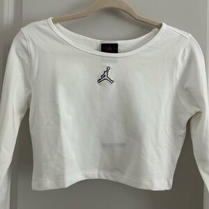 NIKE AIR JORDAN CROP TOP